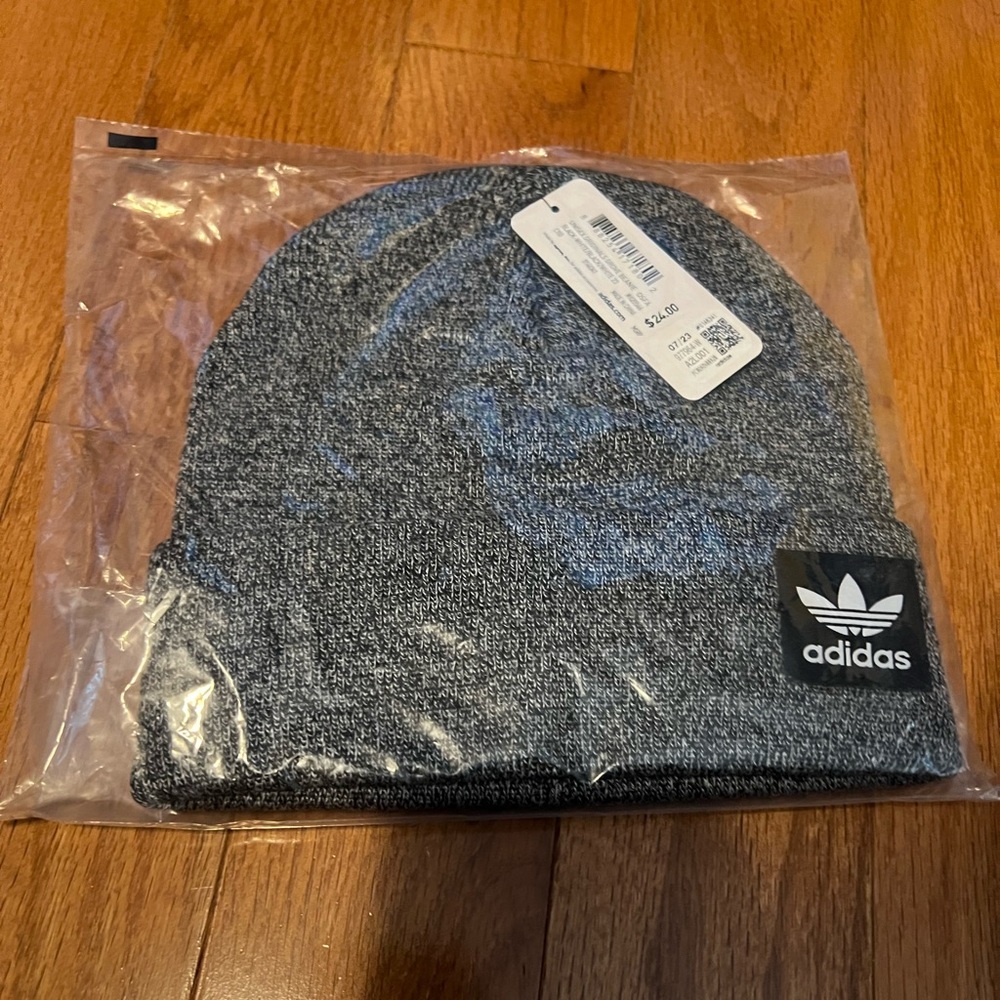 Adidas Original Unisex Adult Grove Beanie Hat Cap - One Size - New